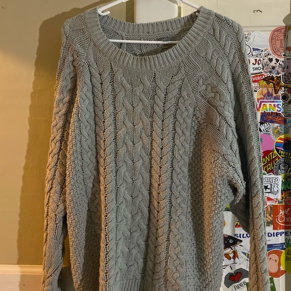 🌟 comfy arie sweater 🌟 - Picture 1 of 2